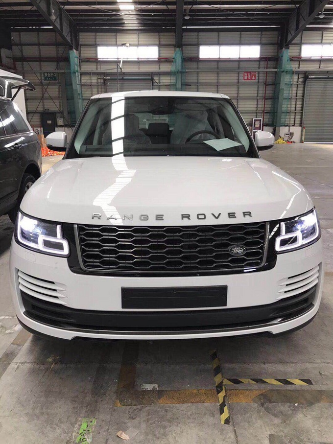 19款路虎揽胜行政3.0T 速度激情越野放价-图2