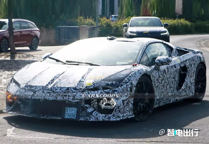 兰博基尼全新小牛曝光确认换搭保时捷引擎-图3