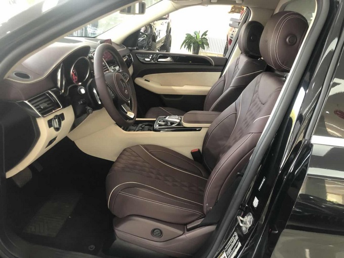进口四驱商务王 奔驰GLS450加长迈巴赫版-图5