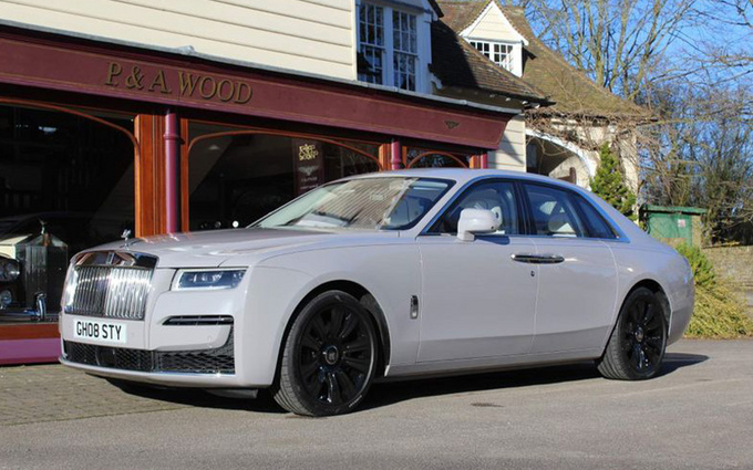 劳斯莱斯古思特海外实拍纯手工打造男人的梦想-图1