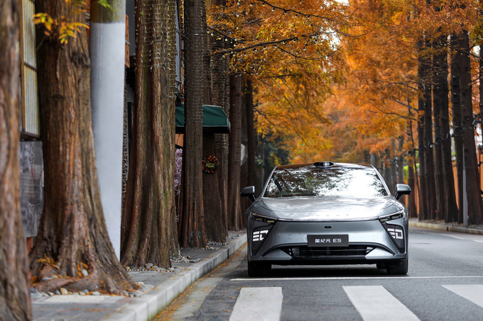 最高续航905km 3.7s破百 标配空气悬架 星纪元ES比预售降2万上市-图34