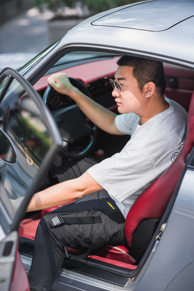 因为911有du !一个老男孩与他3辆911的故事-图1