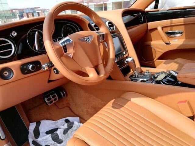2018款宾利飞驰V8S 豪车界明星限时巨降-图7