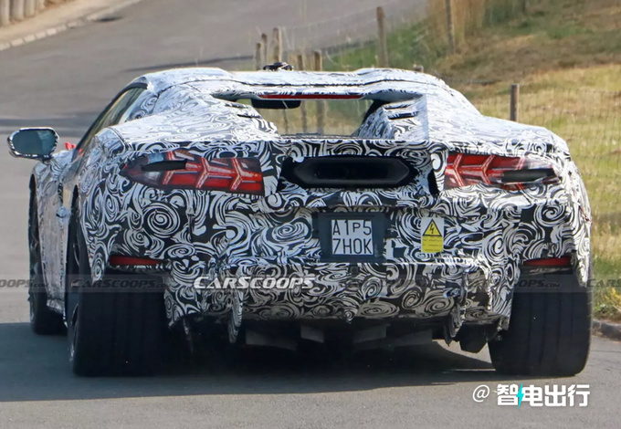 兰博基尼全新小牛曝光确认换搭保时捷引擎-图5