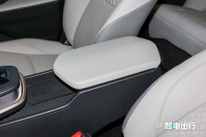 全系降2万丰田bZ3售16.98-19.98万 续航616km-图17