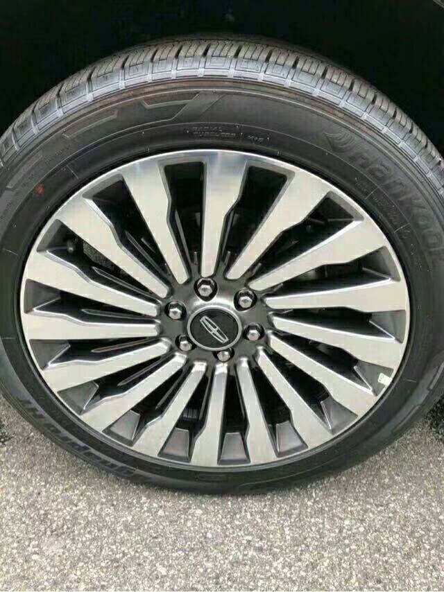 18款林肯领航员 品质越野前所未有的舒适-图9