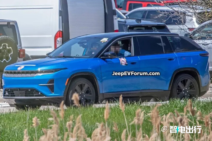 Jeep新旗舰SUV曝光内饰酷似保时捷卡宴/年内首发-图1
