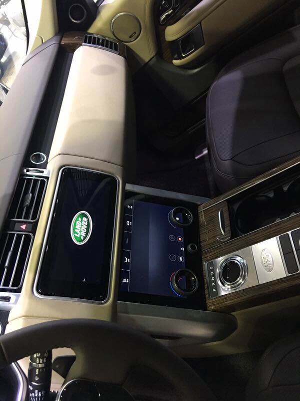 2018款路虎揽胜行政版 越野性能全新升级-图4