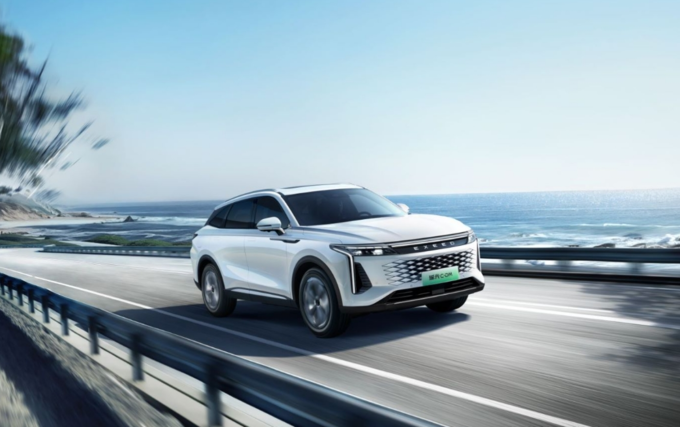 新老國貨之光間的對話聽星途瑤光C-DM與領克08 講故事-圖6