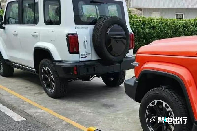 长城销售坦克300插混或4月25日上市 卖23万起-图9