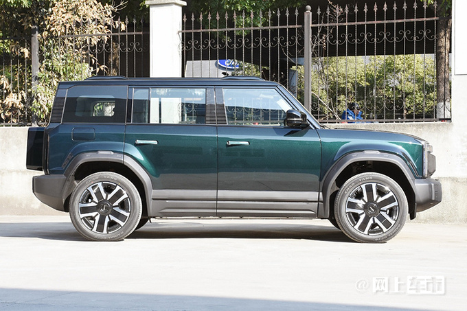 降x.x万奇瑞iCAR03售xx.xx万起  搭全铝车身-图2