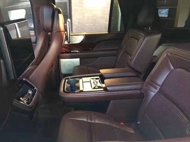 18款林肯领航员配置 顶级全尺寸豪车对比-图11