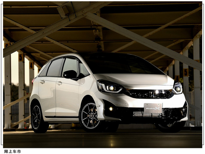 本田全新飞度运动版明日发布 搭1.5L混动/外观黑化-图10