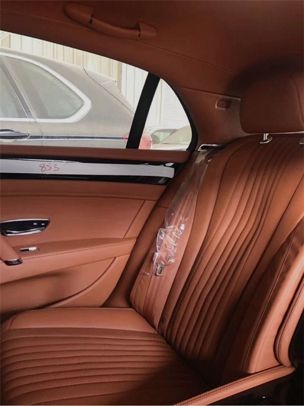 18款宾利飞驰V8S优雅不俗气 主要配置表-图9