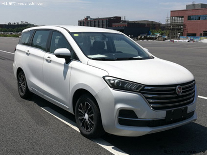 汉腾新款V7 MPV实拍曝光 搭1.5T引擎动力提升-图1