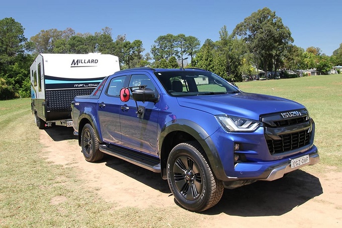 五十铃将推D-MAX英雄版3.0T动力扭矩500牛米-图6