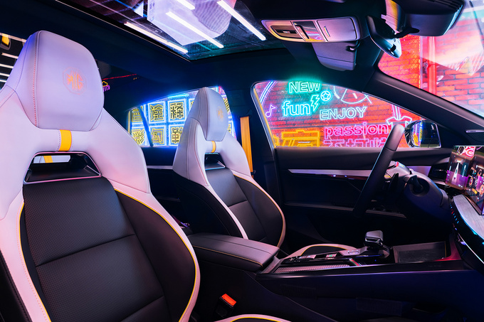 6.9秒破百的紧凑型轿跑 MG5天蝎座将于4月8日上市-图3