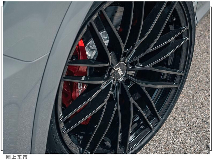 奥迪全新RS Q3曝光2.5T动力升级/配置更丰富-图5