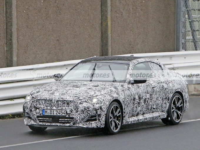 宝马全新双门轿跑曝光2.0T动力升级/年底发布-图1