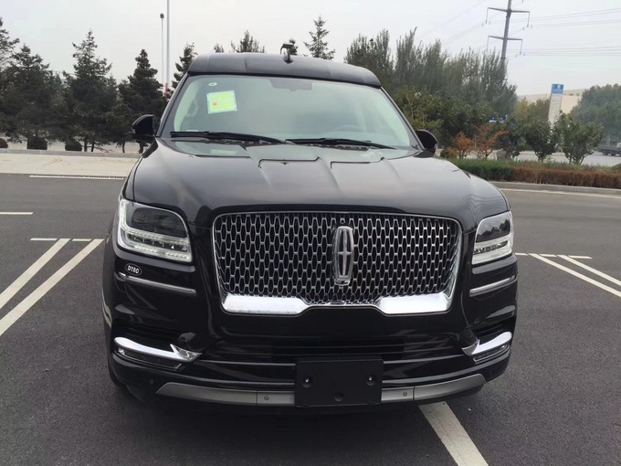 2018款林肯外交官现车 优质座驾惊爆底价-图1