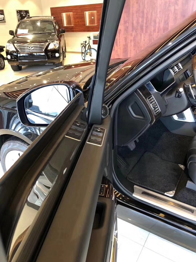 路虎皇家一号防弹 四六对开门全国仅一辆-图7