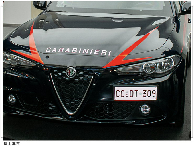 阿尔法&middot;罗密欧Giulia装甲版 搭2.0T/内部配置丰富-图3