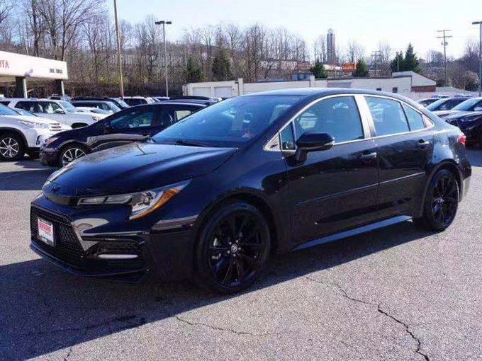 丰田卡罗拉运动版实拍配熏黑套件/搭1.8L引擎-图1