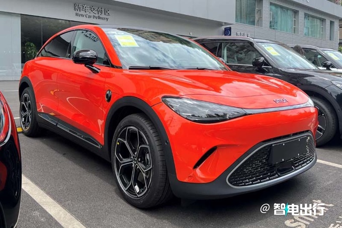 smart精灵#3六月1日上市零百加速3.6s 顶配卖30万-图2