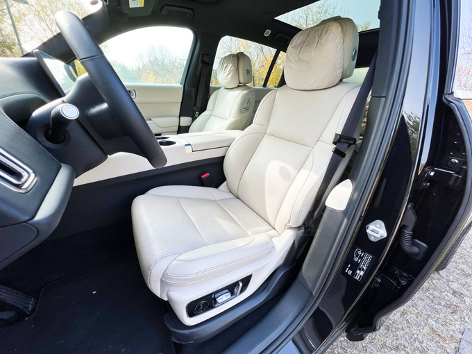 《豪华180》理想L7「冰箱彩电大沙发」存在即合理-图13