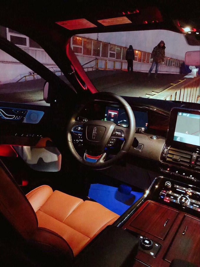 18款林肯领航员 雷达测距加版越野特惠价-图5