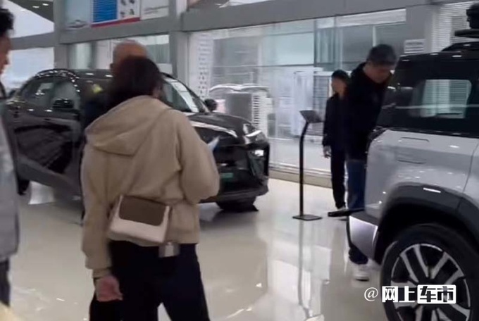 奇瑞iCAR 03卖疯了10.98万买纯电方盒子-图7