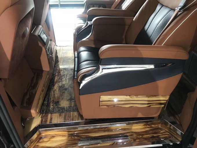 18款奔驰麦特斯 七座航空座椅限时狂欢价-图7