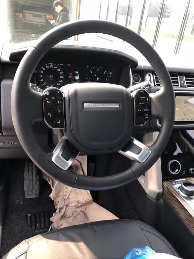 18款路虎揽胜行政 3.0T汽油柴油版本齐全-图5