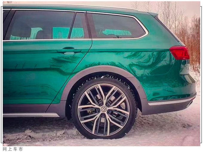 大众新款帕萨特实拍搭2.0T引擎/内饰配置更丰富-图4