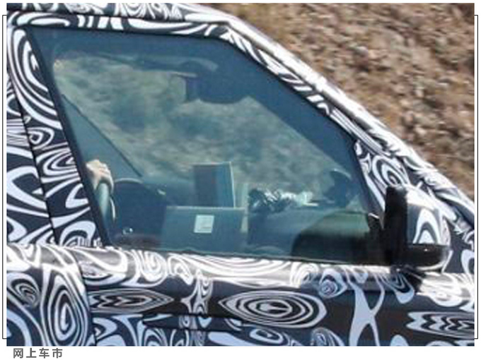 路虎全新揽胜路试曝光换搭宝马引擎/年内发布-图7