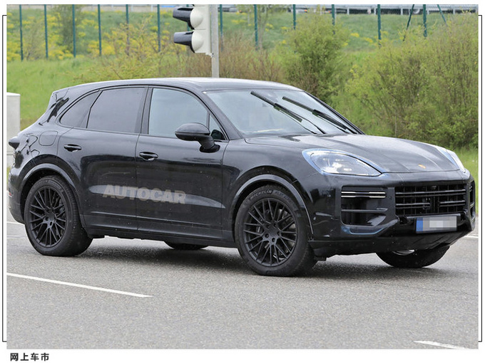 保时捷全新卡宴曝光格栅造型调整/四出运动排气-图4