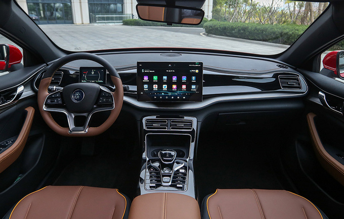 最省油的插混车比亚迪秦PLUS DM-i哪款最值得买-图3