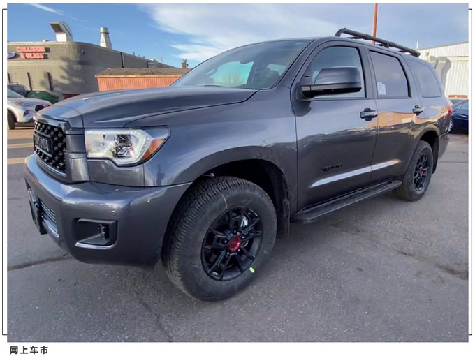 丰田普拉多大哥实拍搭5.7升V8引擎/7座布局-图3