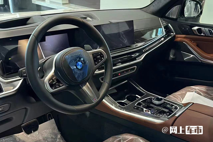 新宝马X5 8月25日亮相造型升级 2.0T/3.0T可选-图8