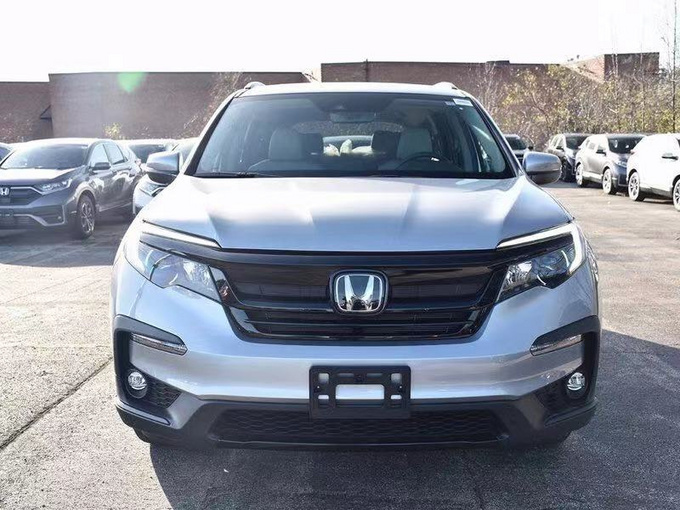 本田新款大号CR-V实拍搭V6引擎/内饰更豪华-图1