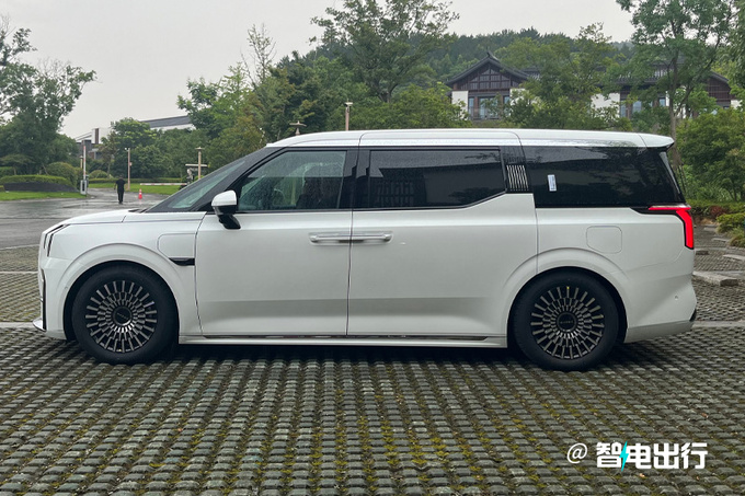 極氪新009五天后上市純電續航900km-圖6