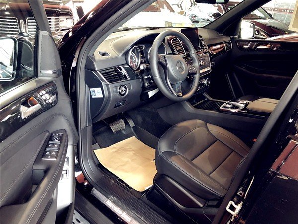 18新款奔驰GLS450美规配置 五一限时特惠-图7