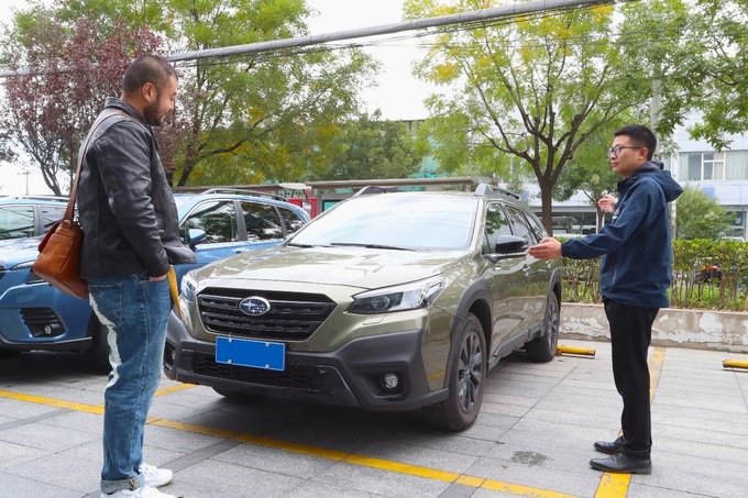 陪朋友去斯巴鲁店看傲虎我不仅被打脸还种草变粉了-图13