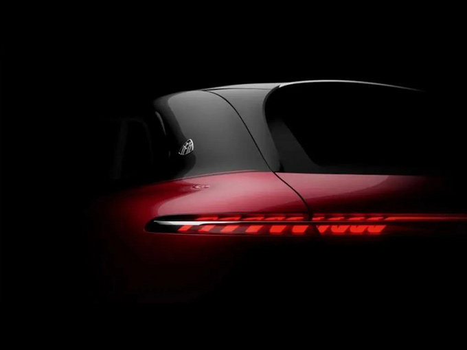 迈巴赫将推全新旗舰SUV搭贯穿式尾灯/换全新动力-图1