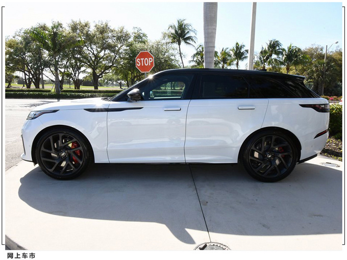 路虎星脉高性能版实拍搭5.0L/配双中控屏酷似Q8-图2