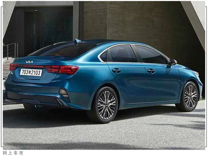 起亚全新小号K5运动版实车配熏黑套件/年内亮相-图5