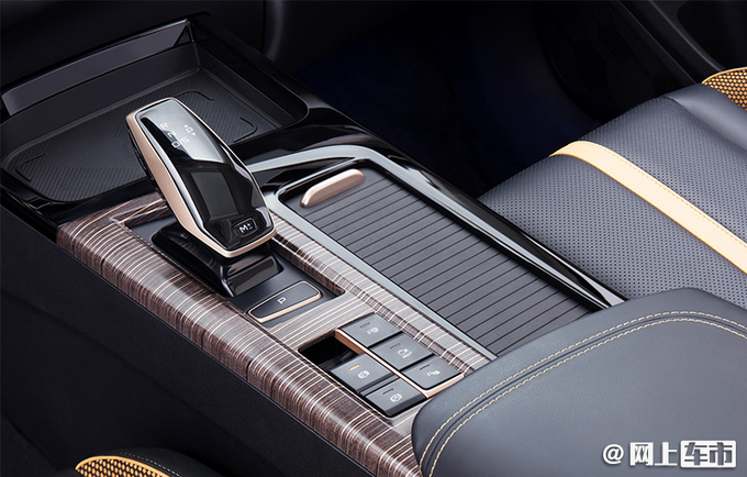 外观更运动奔腾新款T55上市 售价X.XX-XX.XX万元-图3