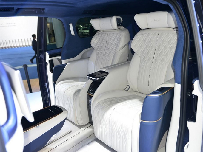 4座别克GL8-内饰奢华 堪比雷克萨斯LM 售价低一半-图1