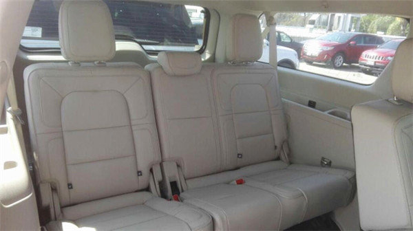 18款林肯领航员豪气冲天 惊喜钜惠不犹豫-图13