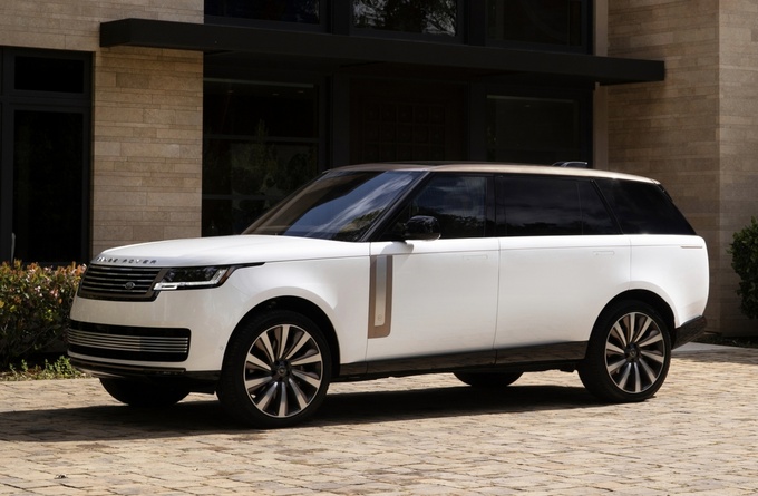 十款起售价超百万的豪华SUV有钱任性贵就完了-图3